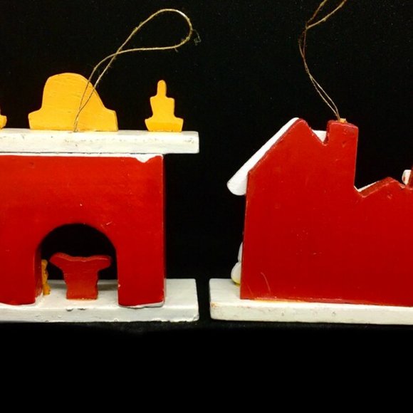 Vintage 1960s Lot of 5 Folk Art Handmade Wooden Christmas Tree Ornaments Santa - Picture 4 of 9